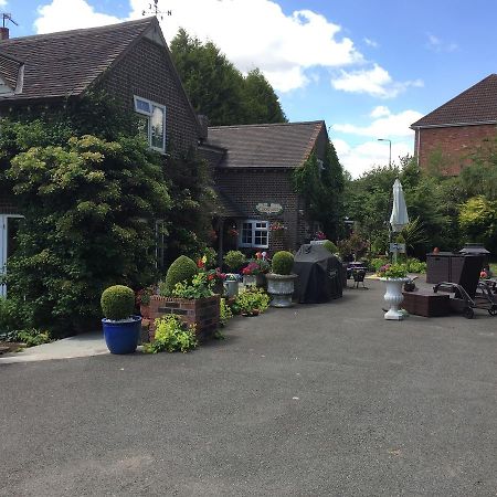 The Chestnuts Guest House Atherstone Exterior photo